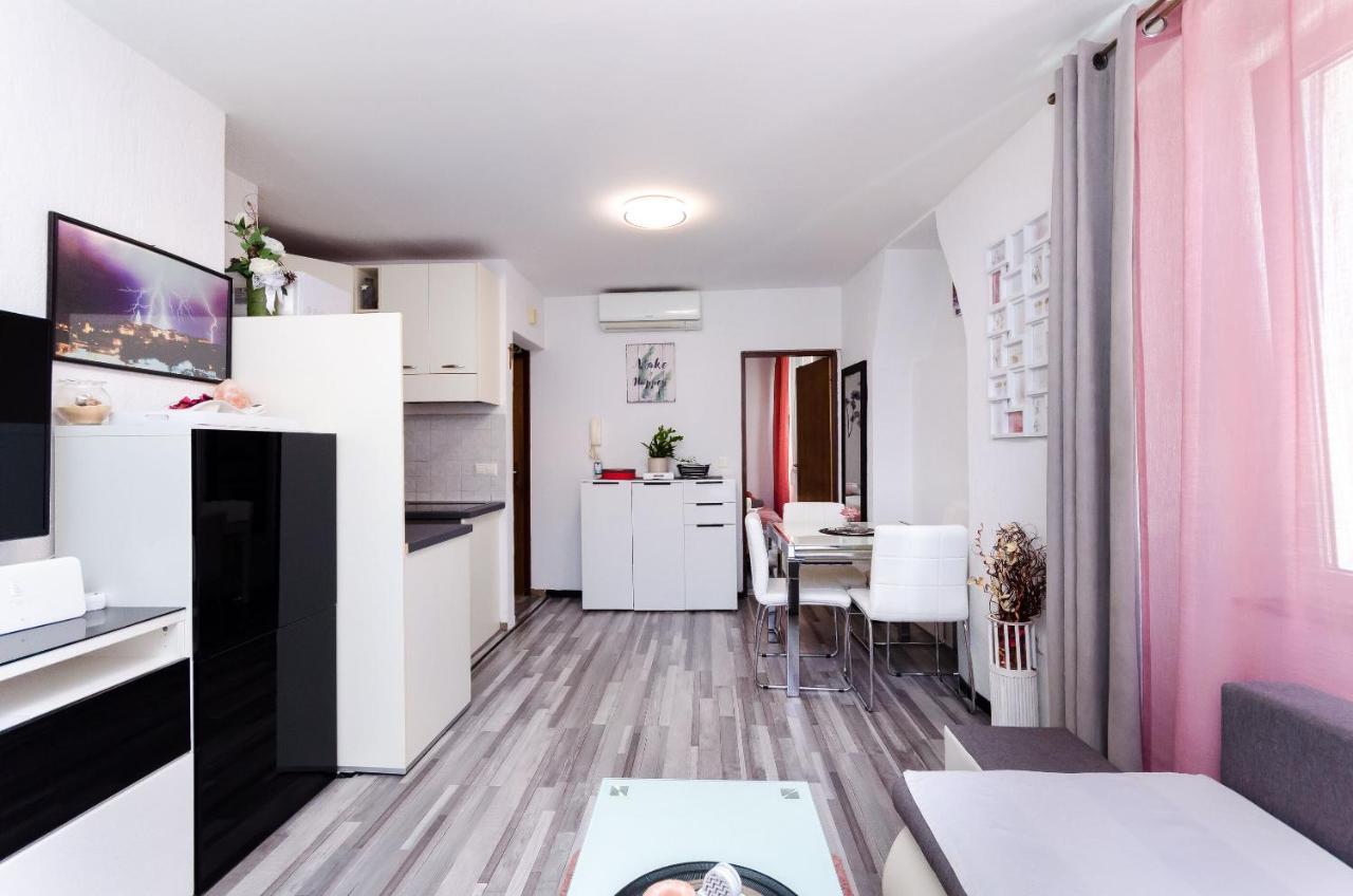 Apartment Mare Vrsar Exterior photo